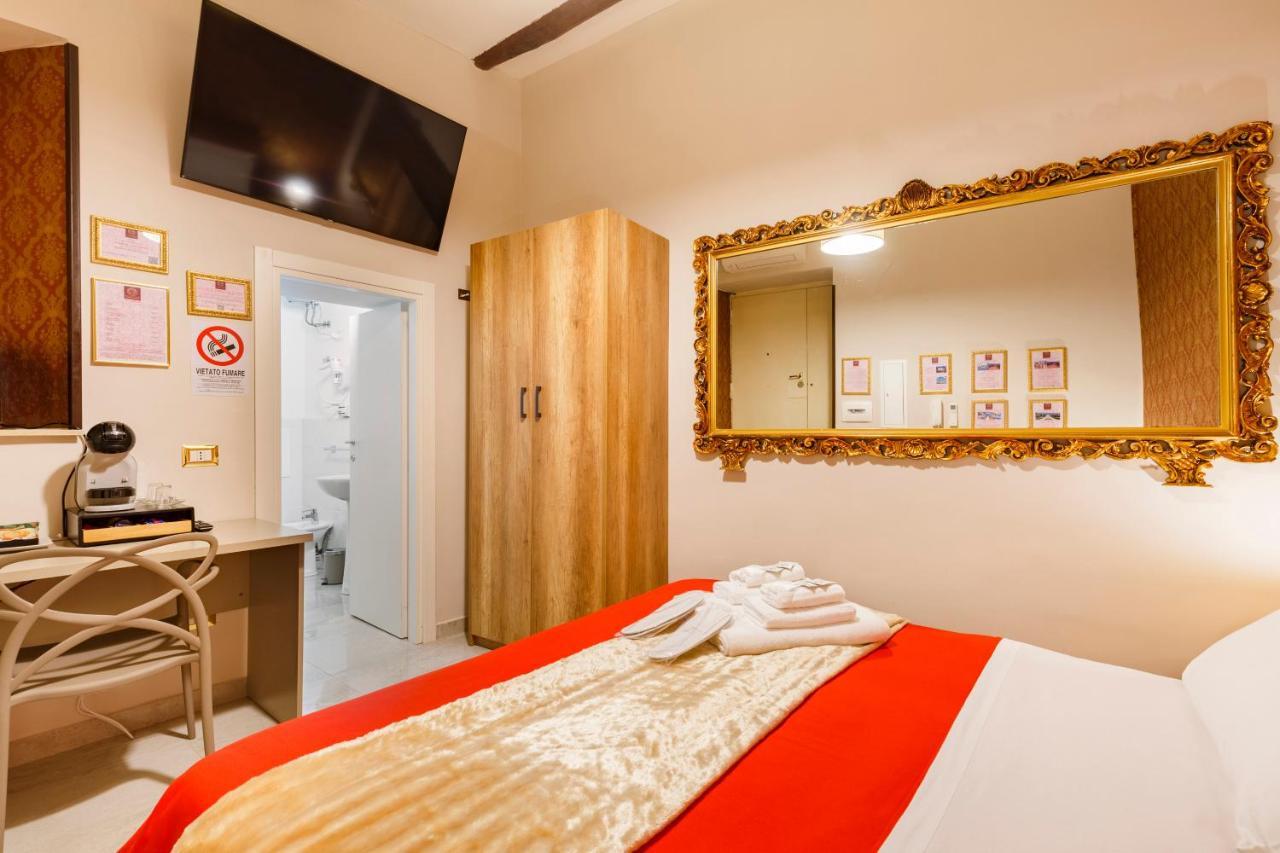נאפולי Spinacorona Room מראה חיצוני תמונה